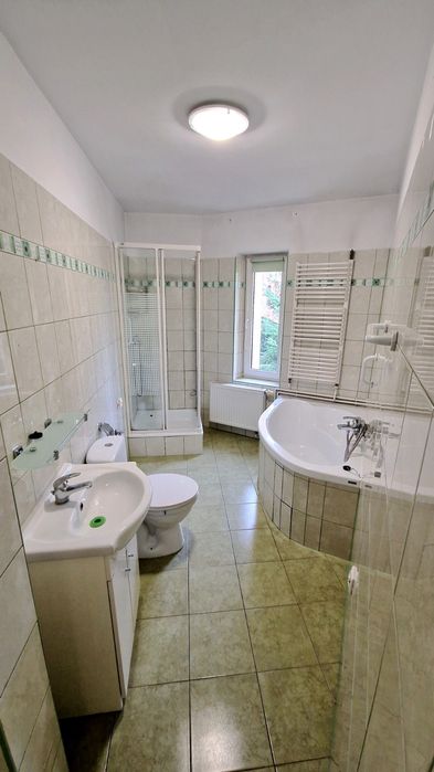 10 pokoi  do wynajęcia