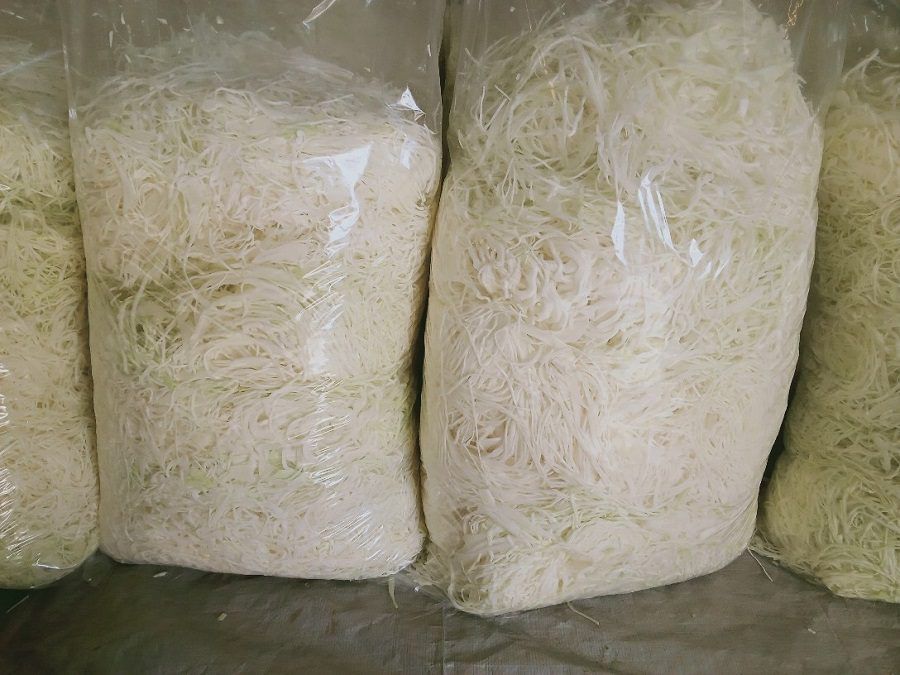 Sprzedam kapustę szatkowaną biała i czerwona