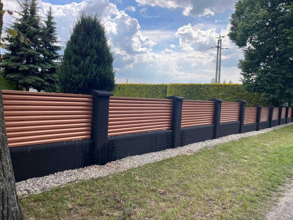 Ogrodzenie żaluzjowe z blachy zaginanej