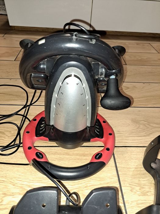 Witam . Sprzedam kierownice Cobra