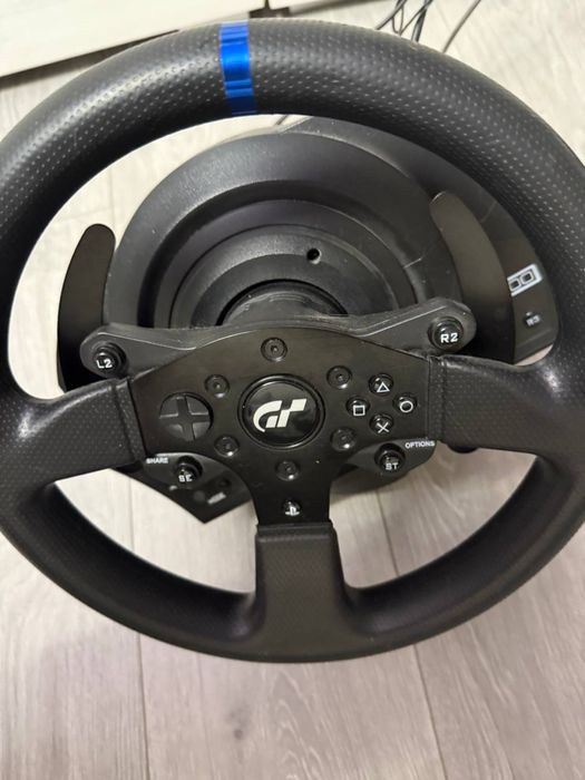 ігрове кермо Thrustmaster T300 RS GT Edition.
