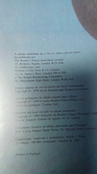 Livro A Vida na Terra de David Attenborough
