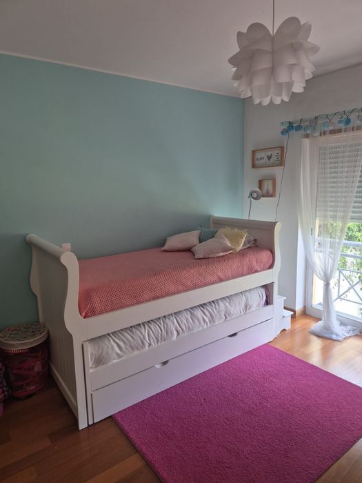 cama tripla, colchões incluídos