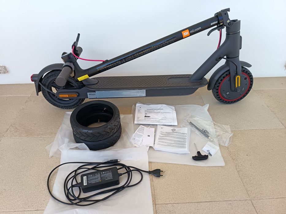 Trotinete "Mi Electric Scooter Pro 2"