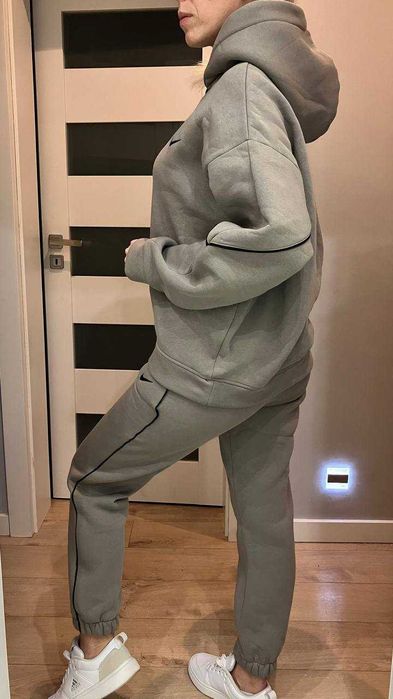 Dres ciepły marki NIKE S, M, L, XL