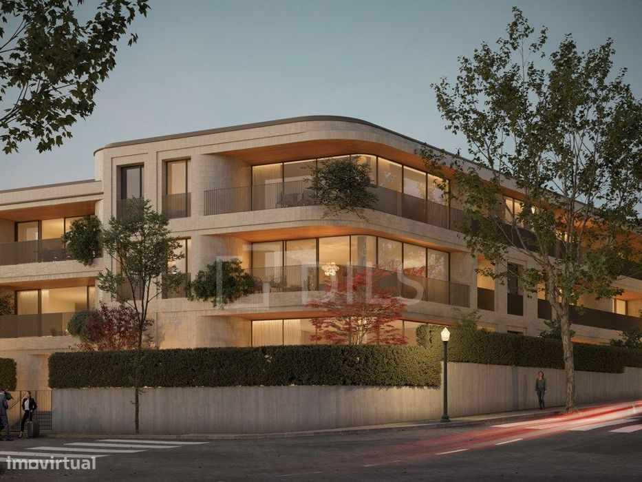 Apartamento T2 com jardim na Foz do Douro