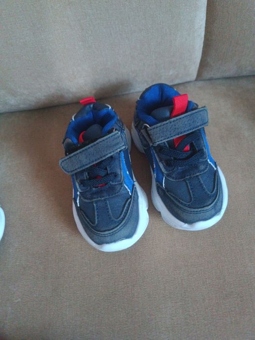 Кросівки дитячі  не дорого