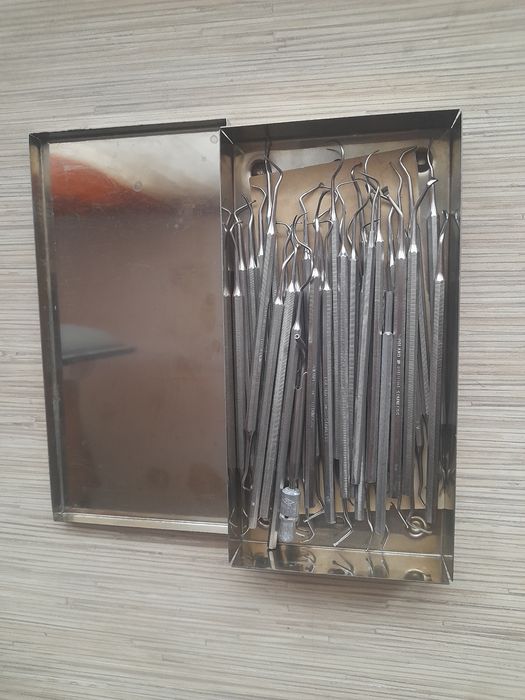 Zestaw stomatologiczny 36 elementów.
