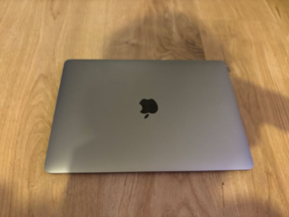 Macbook air m1 8gb ram 256gb dysk space gray
