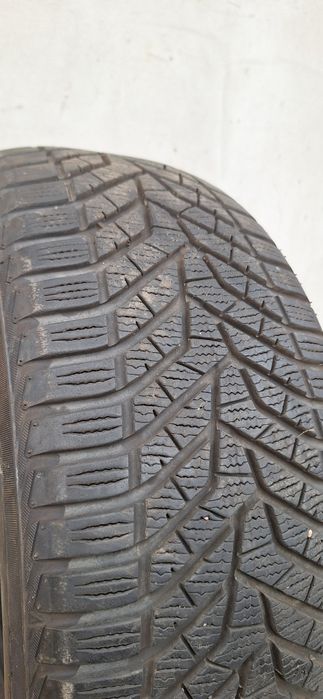 Opona 225/55R16 Yokochama