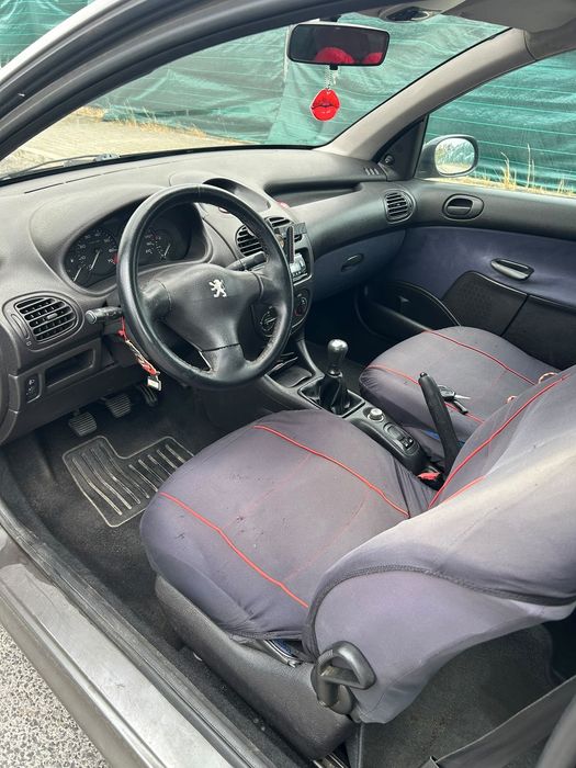 Peugeot 206 — fotografia 5