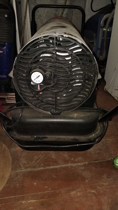 Пушка дизельна  на теплиці