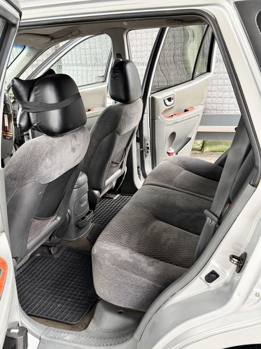 Продам Hyundai Santa Fe 2.0 турбо дизель в идеальном состоянии