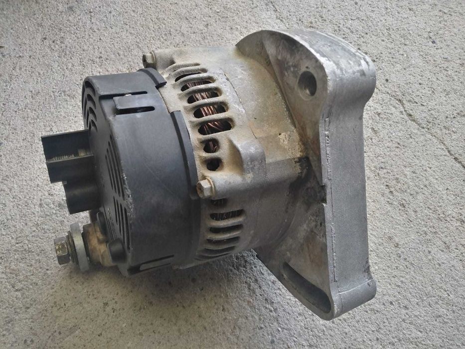 Alternador Fiat Punto de 1999 a 2003 1.2 a Gasolina de 60 CV