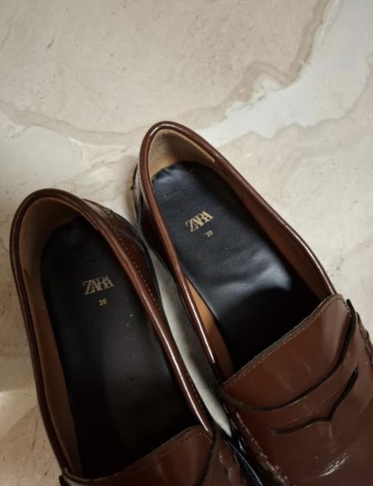 Туфли лоферы кожаные Zara