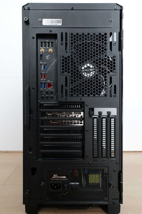 PC: RTX 3080, i7 10700K, 32GB RAM 3733MHz DDR4 - stan igła