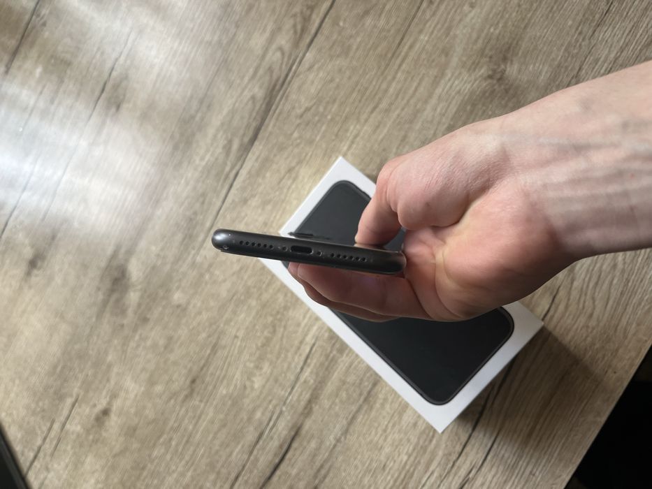 iphone 11 128 83 батарея