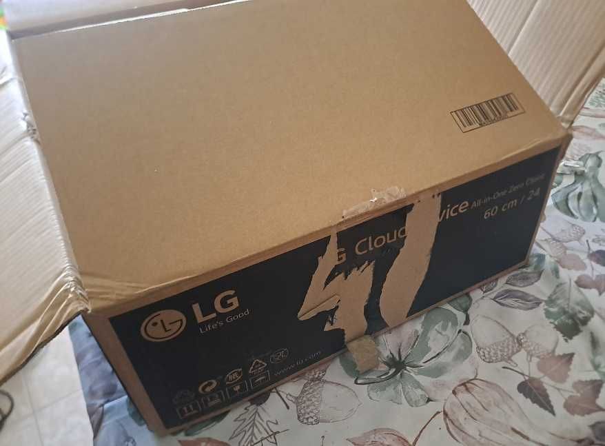 Monitor LG de 24 polegadas