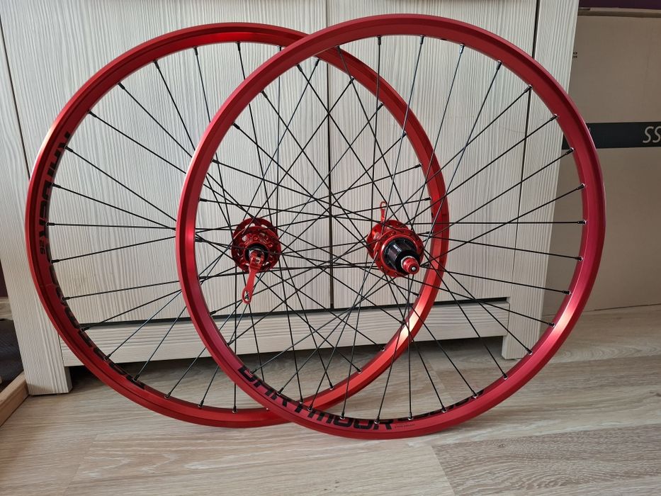 Nowe koła 26 dartmoor hassns red maszynowe łożyska