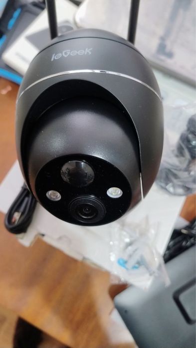 IeGeek ZS-GX4S 5-мегапиксельная беспроводная WiFi камера наблюдения