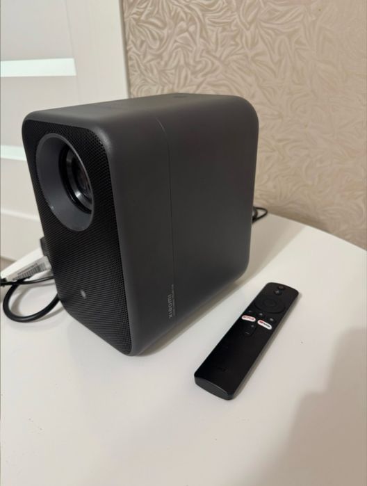 Проектор ХІAOMI Smart Projector L1 Pro EU