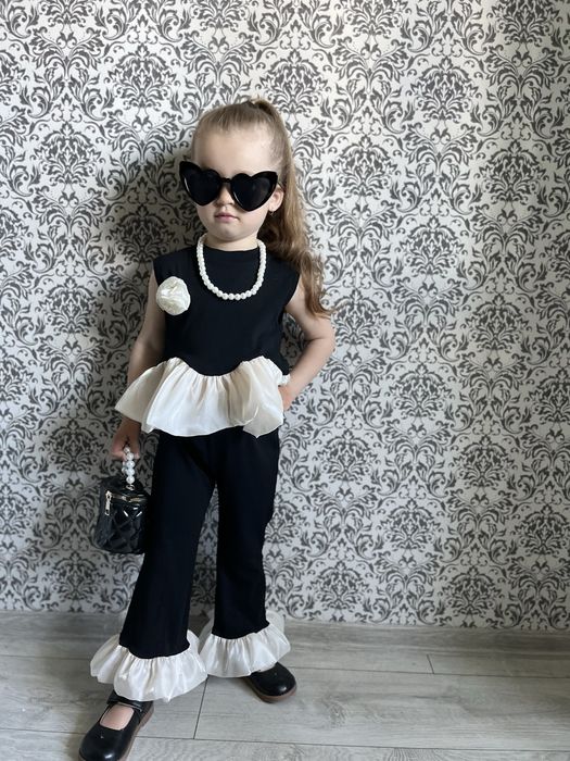 Костюм стильний для дівчинки 3-4 роки