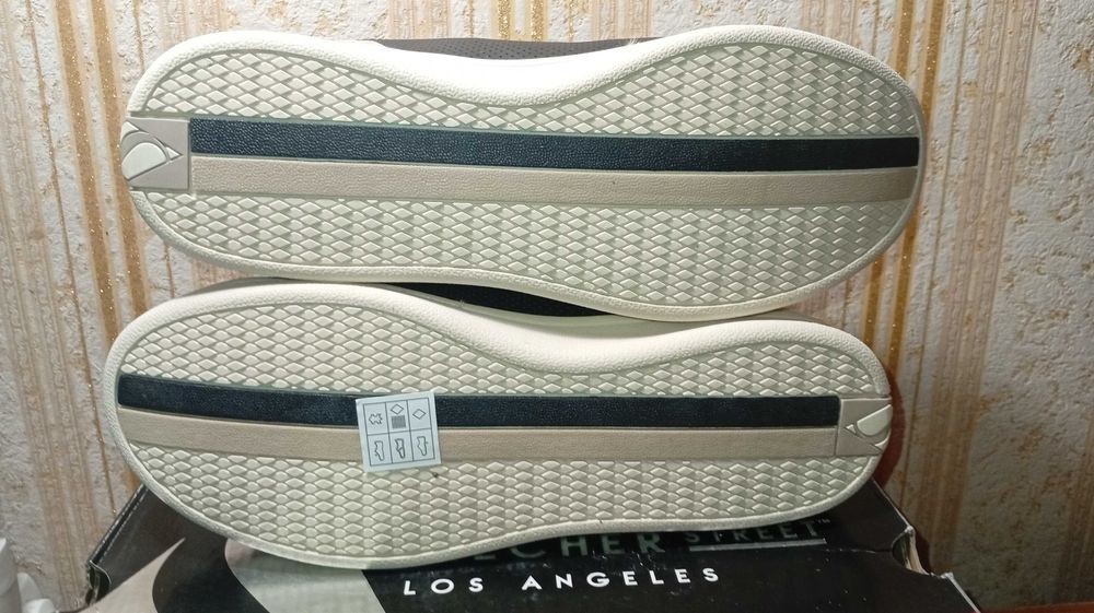 Нові Шкіряні Кросівки Skechers Street Los Angeles 8US/38-38,5UA з США