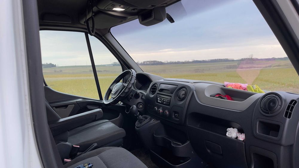 Renault Master z windą