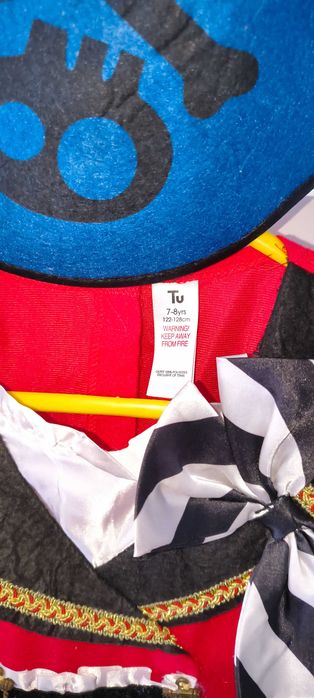 Strój piratka karnawał rozm. 122-128, 7-8 lat