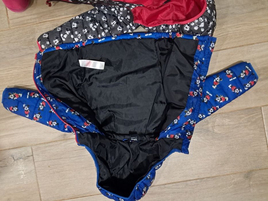 2 casacos disney 2/3 anos