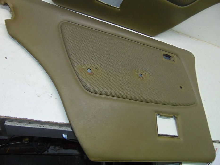 Mercedes W123 quartelas