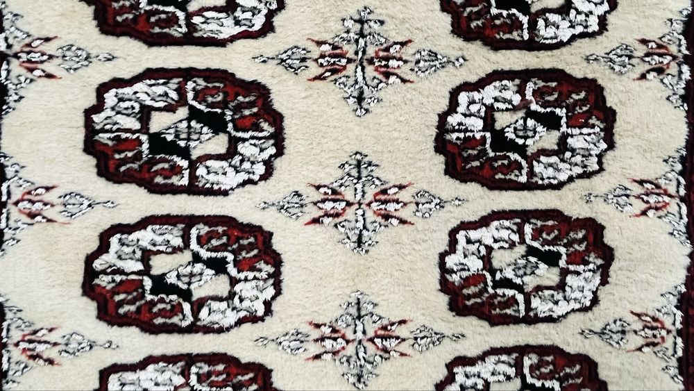 Piękya pakistański dywan Buchara z jedwabiem 97x167 orientalna elegancja