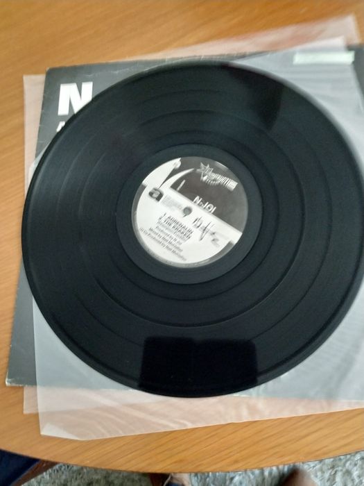 Maxi single de n-joi.