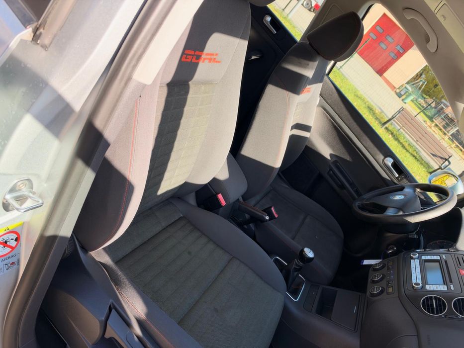 Golf 5 plus 1,4 mpi 2006r