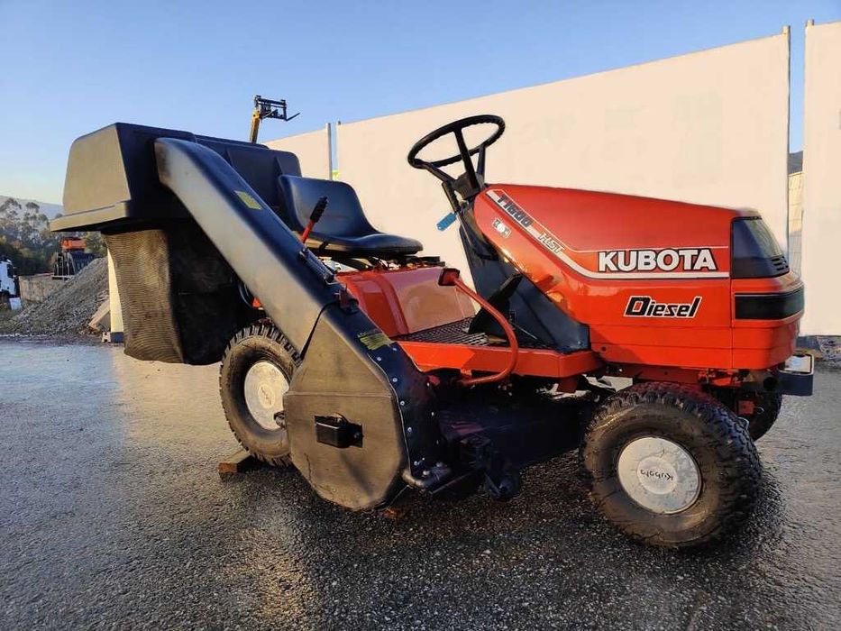 TRACTOR CORTA RELVA - KUBOTA - GAMA PROFISSIONAL