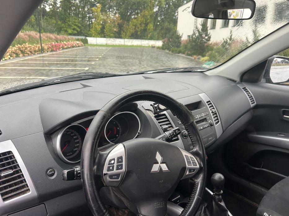 Mitsubishi Outlander 2.0