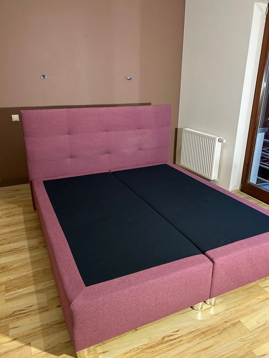 Łóżko podwójne tapicerowane