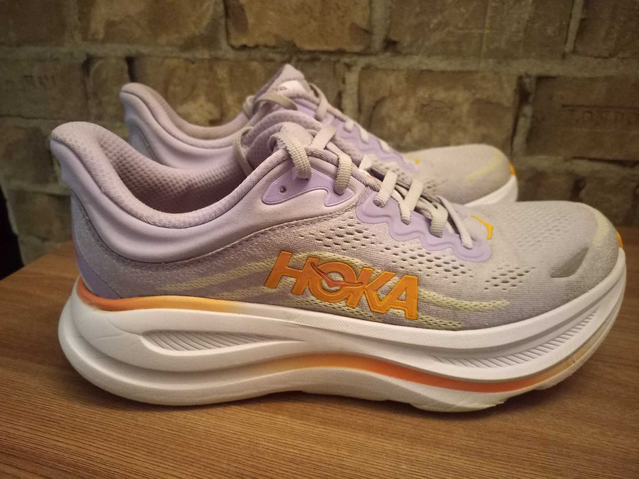 Кроссовки HOKA BONDI 9 размер 41-42  26,5 стелька унисекс.