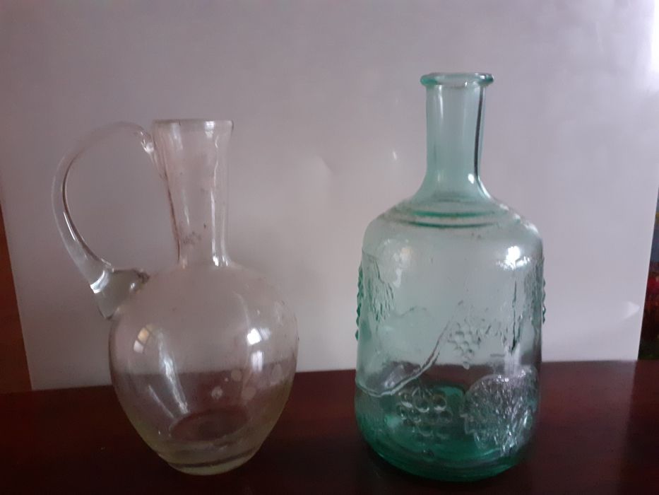 Графин для вина.