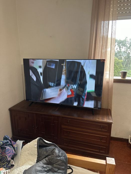 Tv 55 polegas com pouco tempo de uso