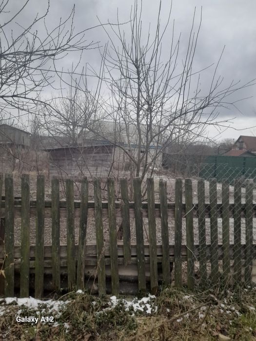 Ділянка земельна