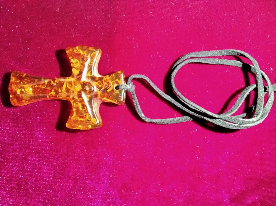 Хрестик натільний