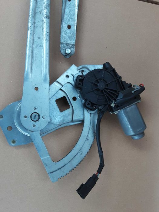 Склопідйомник (моторчик) форд   транзіт  2000-2006-2014