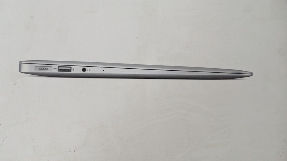 Macbook Air 13'' 2011