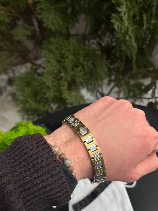 Мужской браслет Lacoste Чоловічий браслет Lacoste Чорний серебро золот