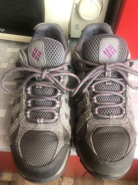 Кроссовки Каламбия.Нові лофери