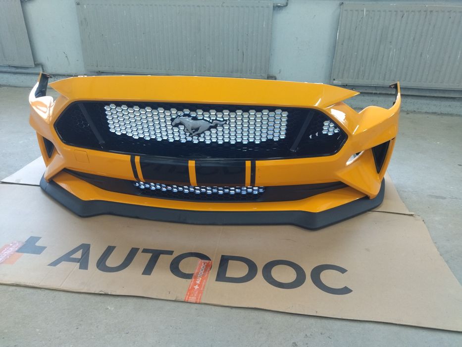 Przedni zderzak Ford Mustang 2020