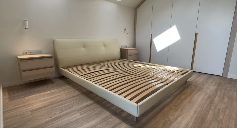 Без % Продаж будинку в с. Колонщина, Макаров