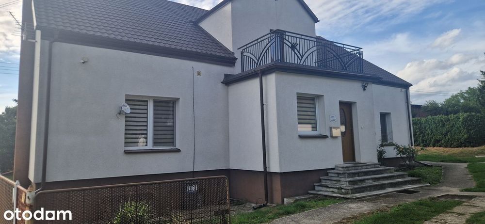 Wolnostojący dom do wynajęcia na wsi