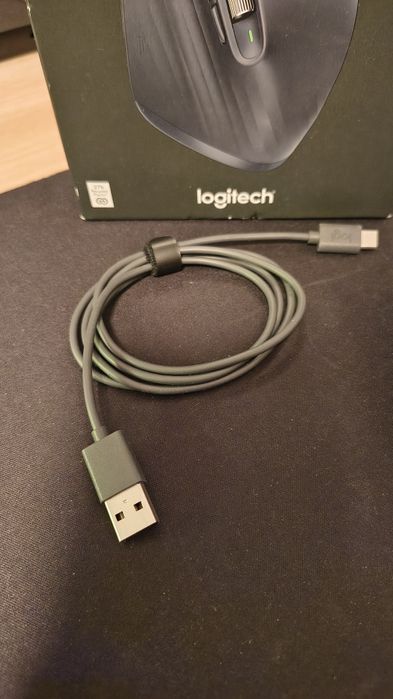 Logitech MX Master 3S + Etui + Gwarancja